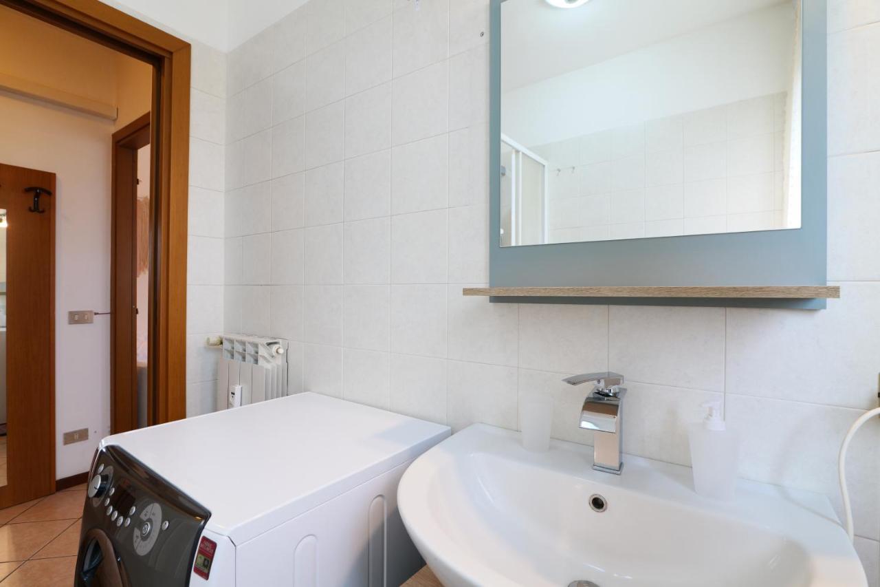 Appartamento Primopiano - Saccardo Milano Esterno foto